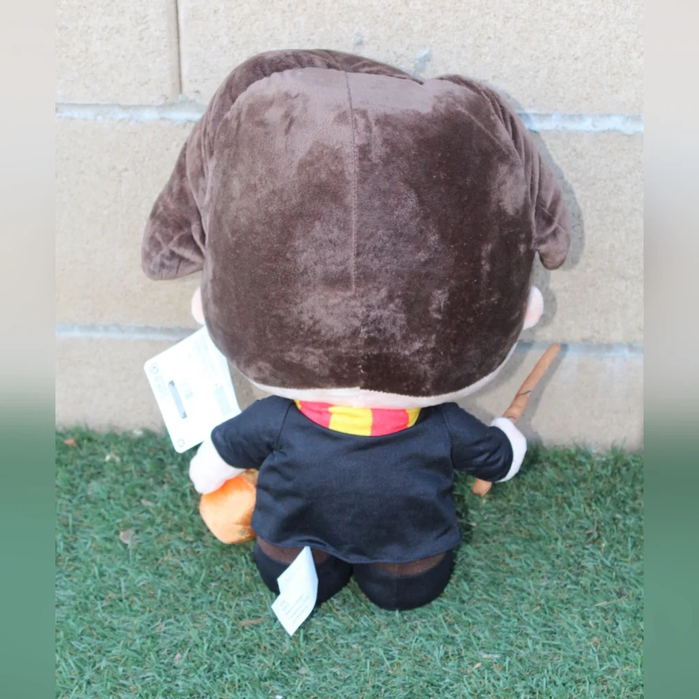 ✨🆕✨ Harry Potter. Seasonal Plush Room Décor - Picture 11 of 11